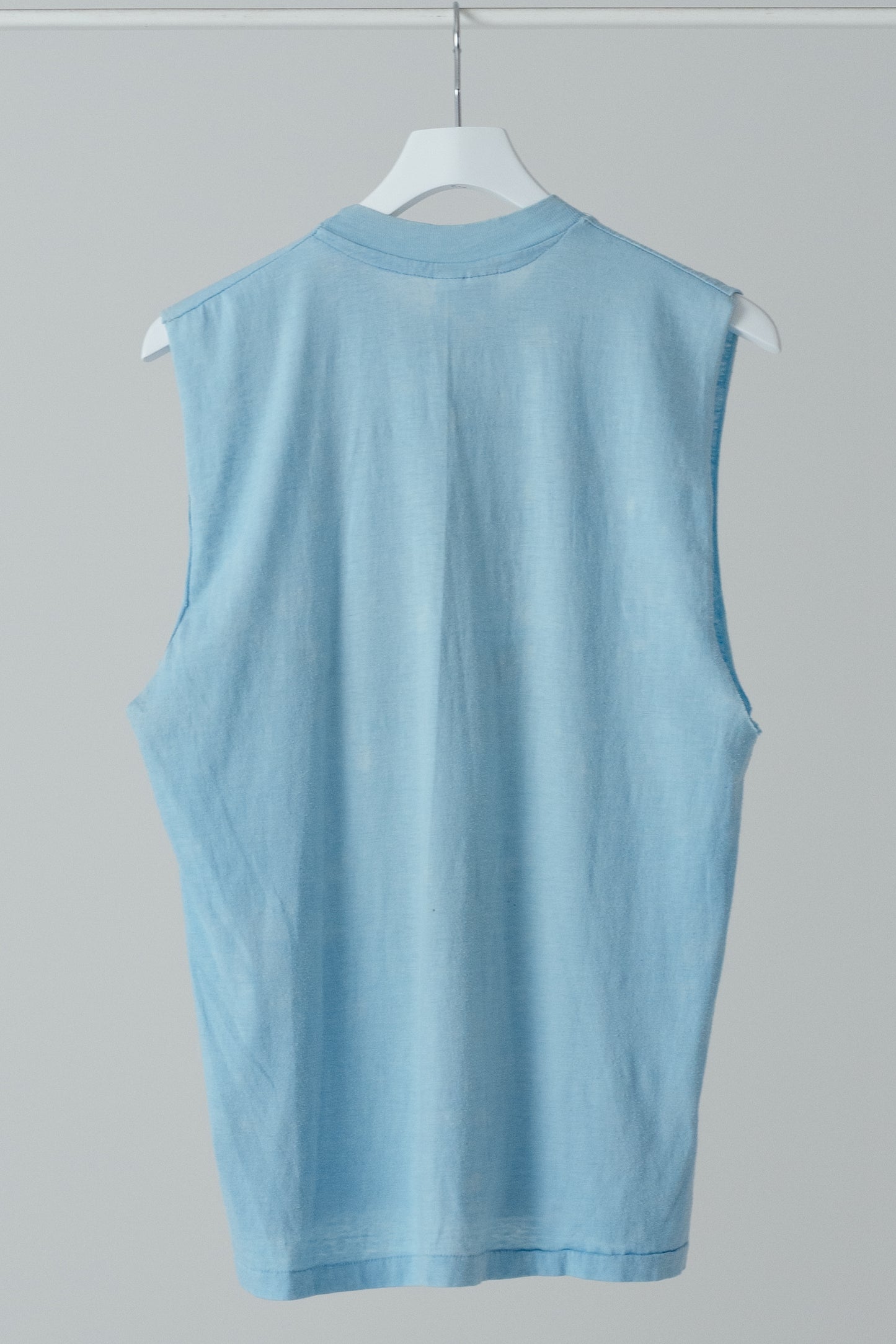 DEL-MAR-VA old no sleeveshirts
