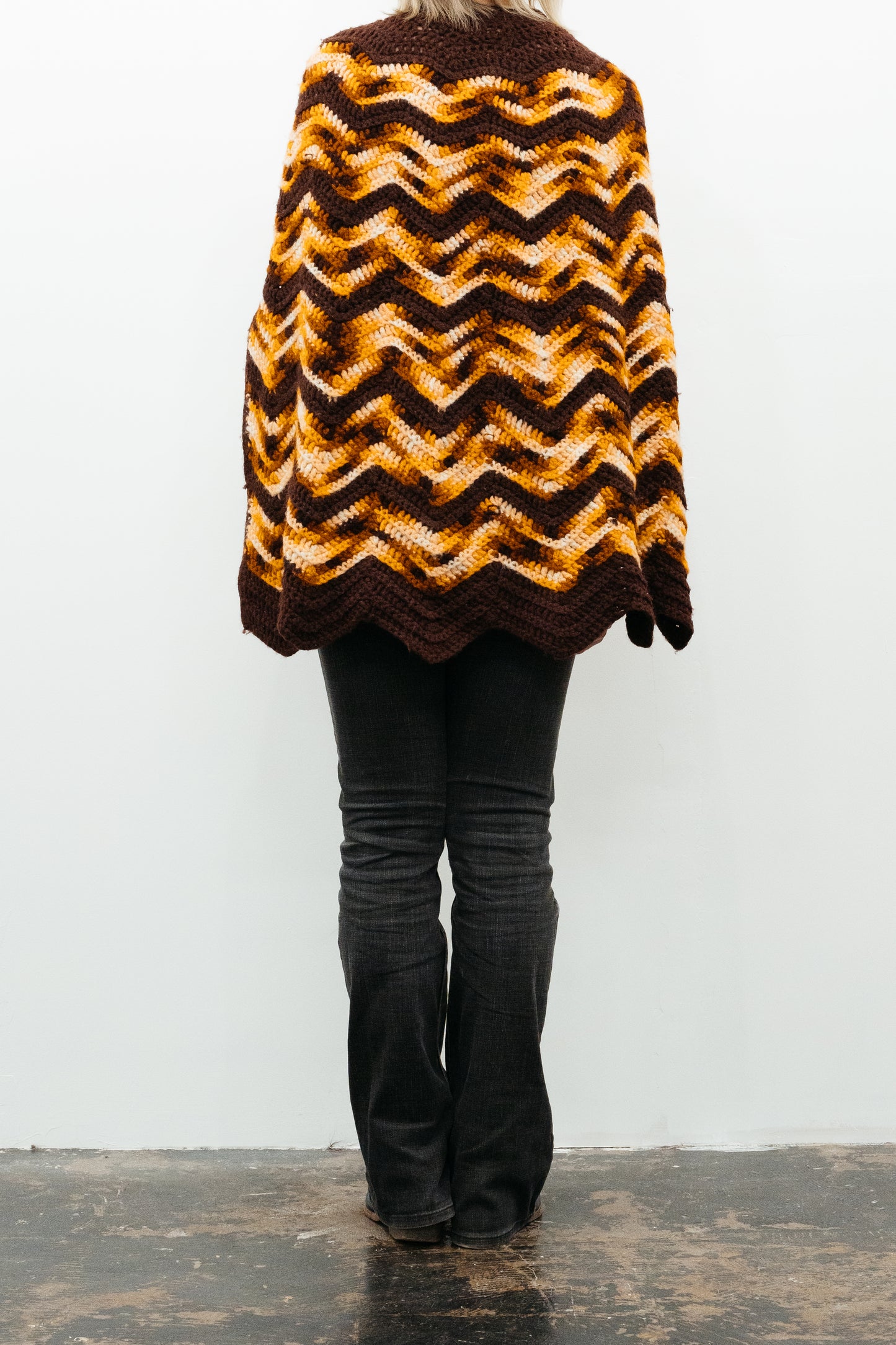 KNIT PONCHO